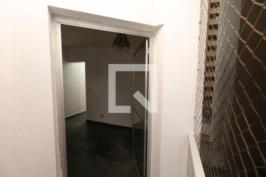 Apartamento para alugar com 1 quarto, 45m² em Cambuí, Campinas