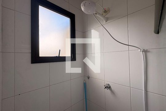 Banheiro da suíte 2 de casa à venda com 2 quartos, 170m² em Vila Marina, Santo André