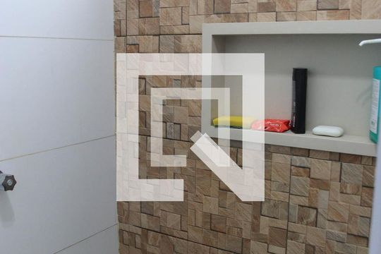 Casa à venda com 3 quartos, 200m² em Jardim das Aroeiras, Goiânia