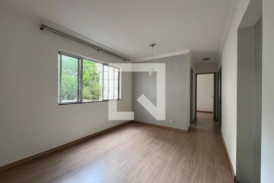 Sala de apartamento para alugar com 3 quartos, 62m² em Jardim Iris, São Paulo