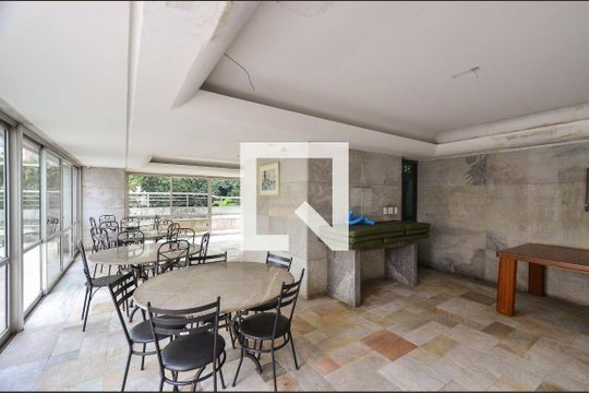 Apartamento para alugar com 1 quarto, 92m² em Savassi, Belo Horizonte