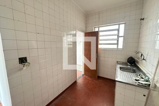 Cozinha de casa para alugar com 2 quartos, 75m² em Jardim Independencia, São Vicente