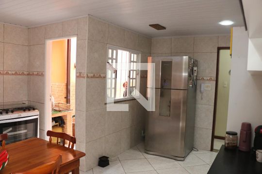 Casa para alugar com 2 quartos, 91m² em Luz, Nova Iguaçu