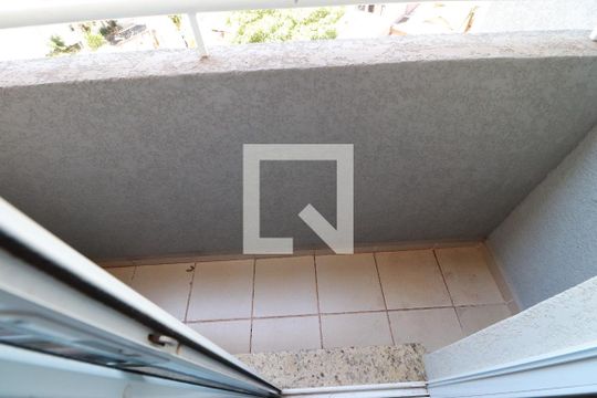 Varanda  de apartamento para alugar com 2 quartos, 49m² em Campos Elísios, Ribeirão Preto