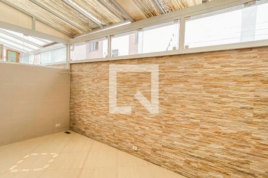Varanda  de casa de condomínio para alugar com 3 quartos, 100m² em Cangaiba, São Paulo