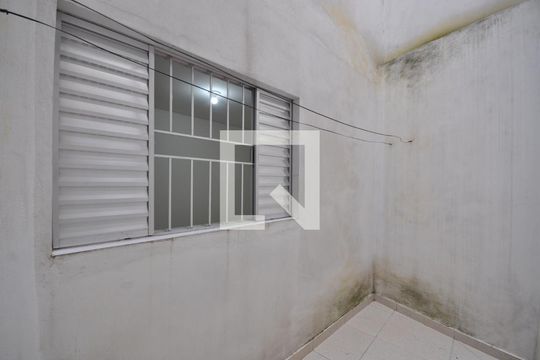 Quintal de casa para alugar com 1 quarto, 33m² em Jardim Ataliba Leonel, São Paulo
