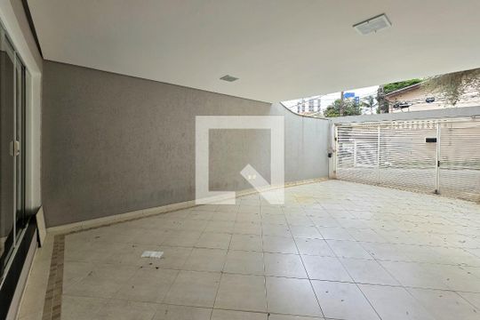 Casa à venda com 3 quartos, 193m² em Jardim Bela Vista, Santo André