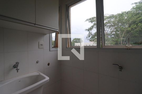 Cozinha de apartamento para alugar com 2 quartos, 50m² em Jardim Itau, Ribeirão Preto