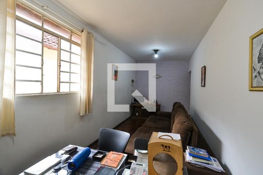 Sala Ambientes de apartamento para alugar com 3 quartos, 73m² em Santa Efigênia, Belo Horizonte