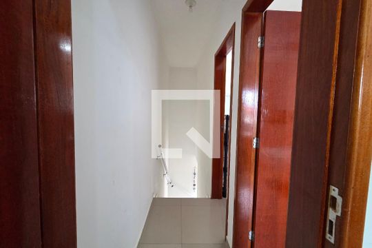 Banheiro de casa de condomínio para alugar com 2 quartos, 65m² em Real, Praia Grande