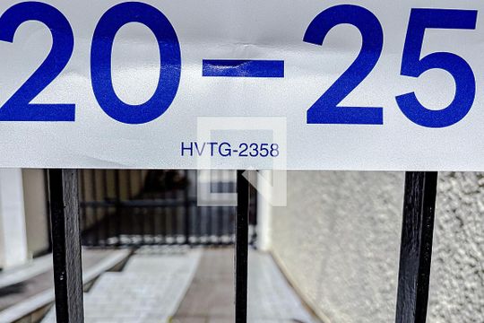 Placa de casa para alugar com 2 quartos, 80m² em Vila Matilde, São Paulo