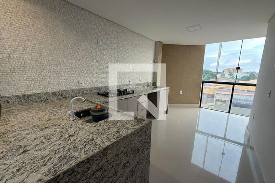 Sala/Cozinha de apartamento à venda com 2 quartos, 65m² em Colônia Agrícola Samambaia, Brasília