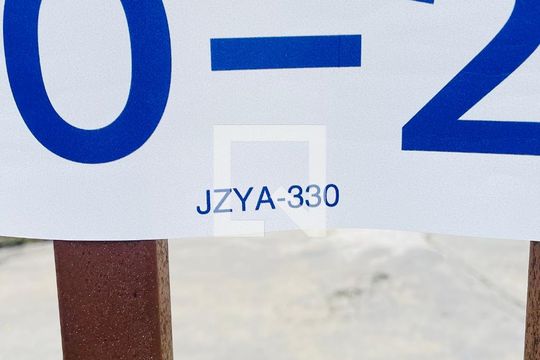Codigo da placa de apartamento para alugar com 2 quartos, 49m² em Vila Sao Joaquim, Cotia