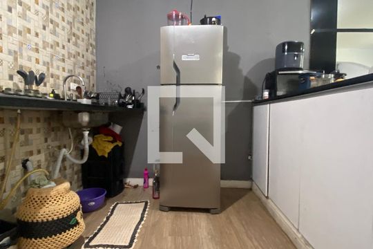 Casa para alugar com 2 quartos, 65m² em Bandeiras, Osasco
