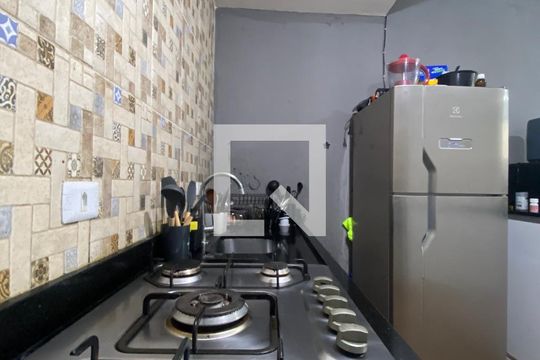 Casa para alugar com 2 quartos, 65m² em Bandeiras, Osasco