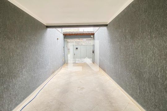 Garagem de casa à venda com 3 quartos, 126m² em Penha de França, São Paulo