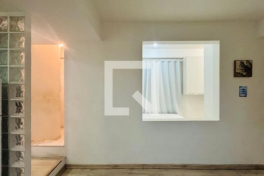 Apartamento para alugar com 2 quartos, 75m² em Copacabana, Rio de Janeiro