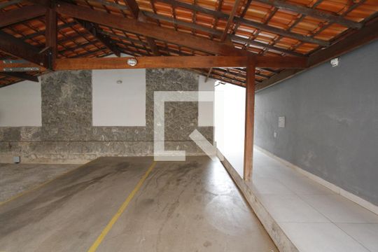 Apartamento à venda com 2 quartos, 75m² em João Pinheiro, Belo Horizonte