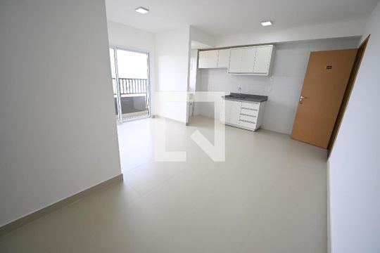 Apartamento para alugar com 2 quartos, 63m² em Vila Rosa, Goiânia
