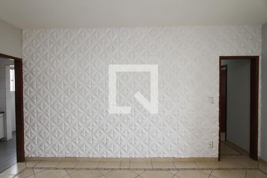Sala de apartamento à venda com 3 quartos, 80m² em Caiçara-adelaide, Belo Horizonte