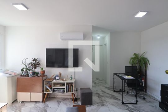 Sala de apartamento para alugar com 2 quartos, 56m² em Fátima, Canoas