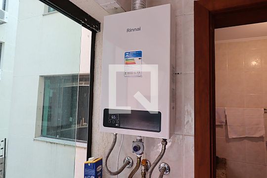 Área de Serviço de apartamento à venda com 2 quartos, 74m² em Higienópolis, Porto Alegre