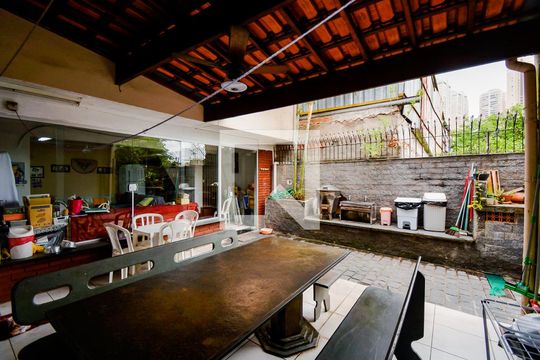 Área gourmet de casa para alugar com 3 quartos, 350m² em Vila Sao Joao, Guarulhos