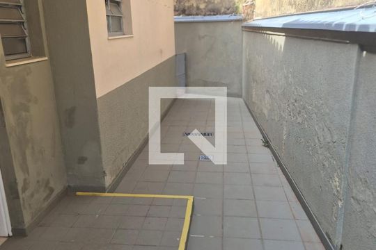 Casa para alugar com 3 quartos, 239m² em Jardim Sao Carlos, Campinas