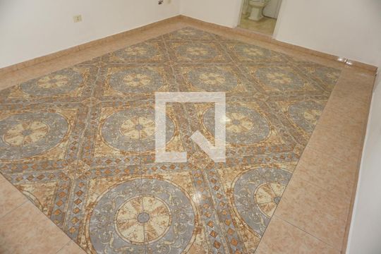 Casa para alugar com 1 quarto, 30m² em Jardim das Rosas, Embu das Artes
