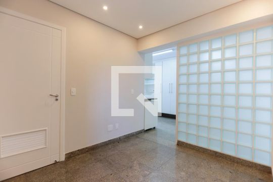 Apartamento para alugar com 4 quartos, 252m² em Santana, São Paulo