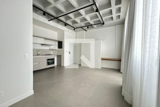 Studio  de kitnet/studio para alugar com 1 quarto, 35m² em Pantanal, Florianópolis