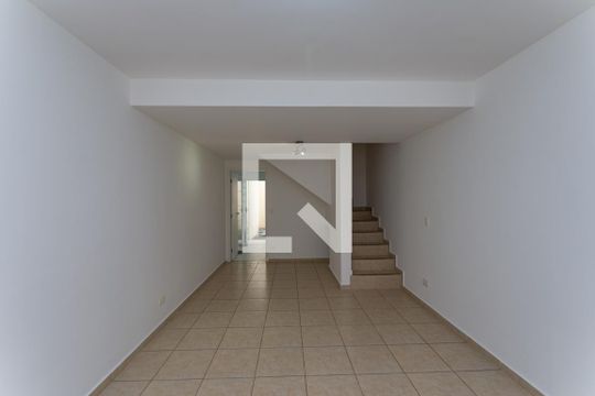 Sala de casa para alugar com 2 quartos, 69m² em Perdizes, São Paulo