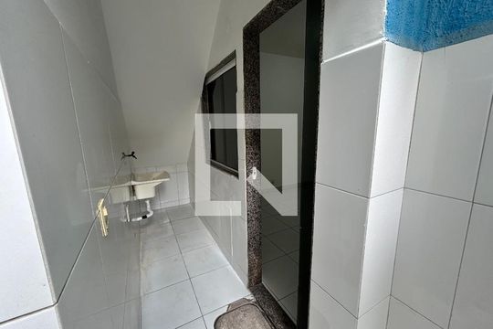Área de Serviço de casa para alugar com 1 quarto, 45m² em Bento Ribeiro, Rio de Janeiro