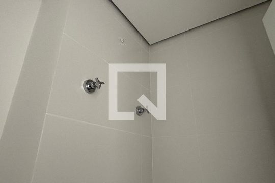 Banheiro de apartamento à venda com 2 quartos, 51m² em Bosque da Saúde, São Paulo