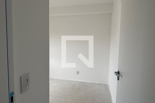 Suite de apartamento à venda com 2 quartos, 55m² em Bosque da Saúde, São Paulo
