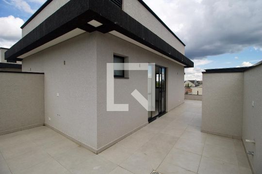 Casa para alugar com 4 quartos, 140m² em Cajuru, Curitiba
