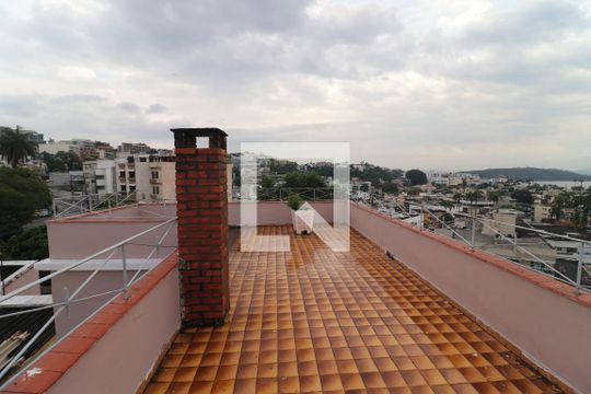 Terraço de casa para alugar com 10 quartos, 747m² em Jardim Guanabara, Rio de Janeiro