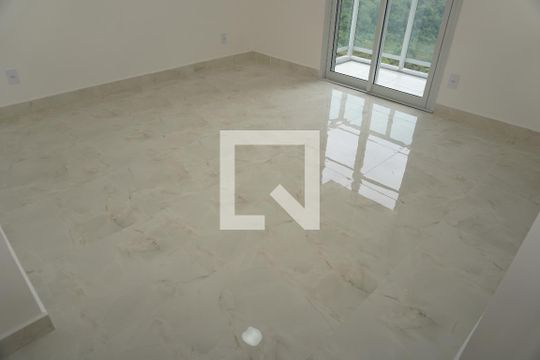 Suíte de apartamento para alugar com 3 quartos, 125m² em Jardim Santa Barbara, Embu das Artes