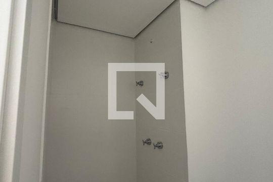 Suite de apartamento à venda com 2 quartos, 55m² em Bosque da Saúde, São Paulo