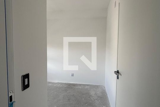 Suite de apartamento à venda com 2 quartos, 55m² em Bosque da Saúde, São Paulo