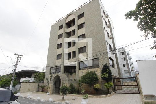 Fachada de apartamento para alugar com 3 quartos, 100m² em Braga, Cabo Frio