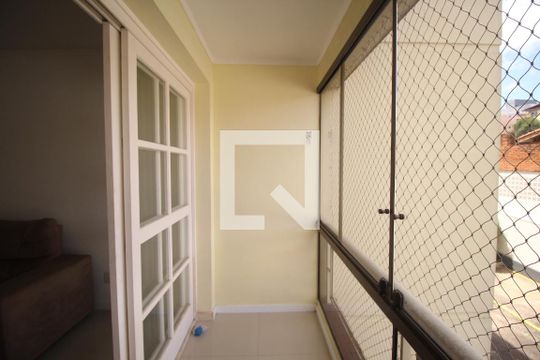Sacada de apartamento para alugar com 1 quarto, 66m² em Jardim do Salso, Porto Alegre