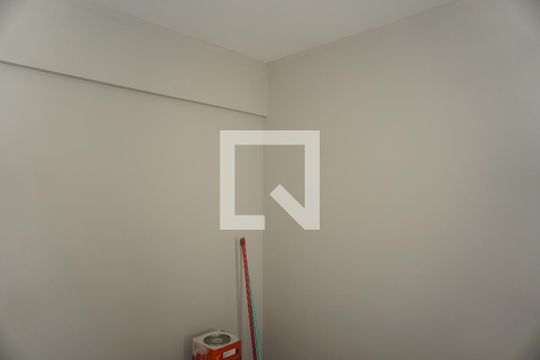Quarto de Serviço de apartamento para alugar com 4 quartos, 132m² em Jardim Branca Flor, Embu das Artes