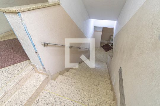 Área comum - Escadas de apartamento à venda com 2 quartos, 65m² em Penha, Rio de Janeiro