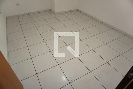Quarto 1 de casa para alugar com 2 quartos, 45m² em Parque Fernanda, Embu das Artes