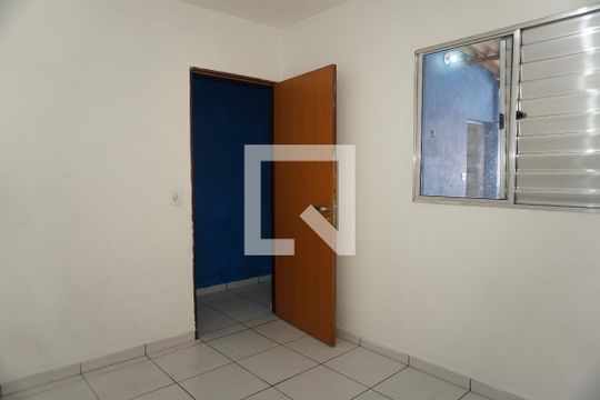 Quarto 1 de casa para alugar com 2 quartos, 45m² em Parque Fernanda, Embu das Artes