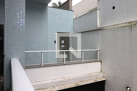 Apartamento para alugar com 1 quarto, 40m² em Passo D’areia, Porto Alegre