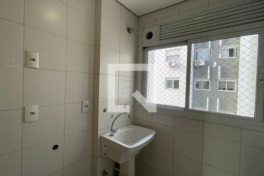 Apartamento para alugar com 3 quartos, 80m² em Praia Comprida, São José