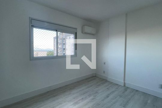 Apartamento para alugar com 3 quartos, 80m² em Praia Comprida, São José