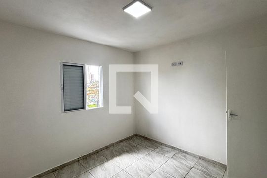 Quarto 2 de casa à venda com 2 quartos, 102m² em Santa Maria, Santo André